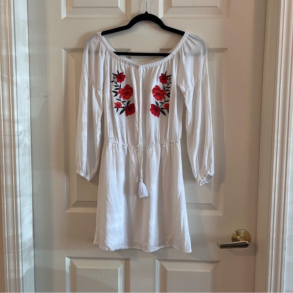 LA Hearts White Rose Embroidered Midi Long Sleeve Dress